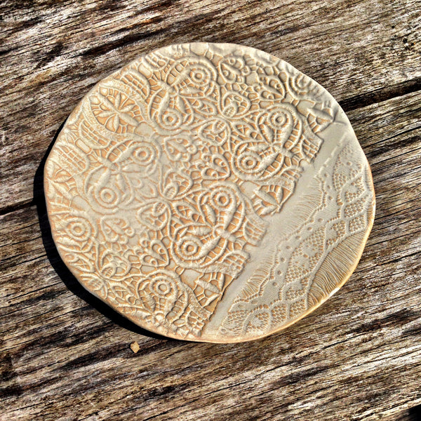 Fine Lace Embossed Dish