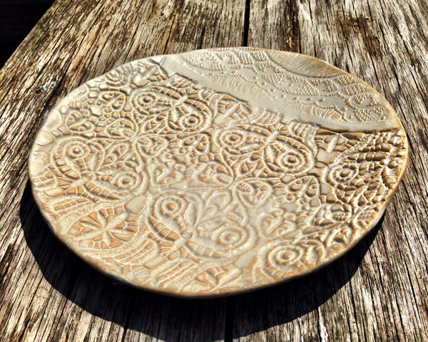 Fine Lace Embossed Dish